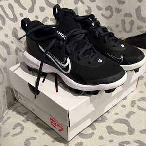 Nike Kids Black and White Cleats Trout